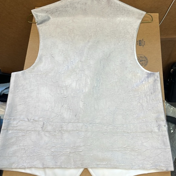 Silver Edge Vest and Bow Tie Small New - Picture 4 of 5